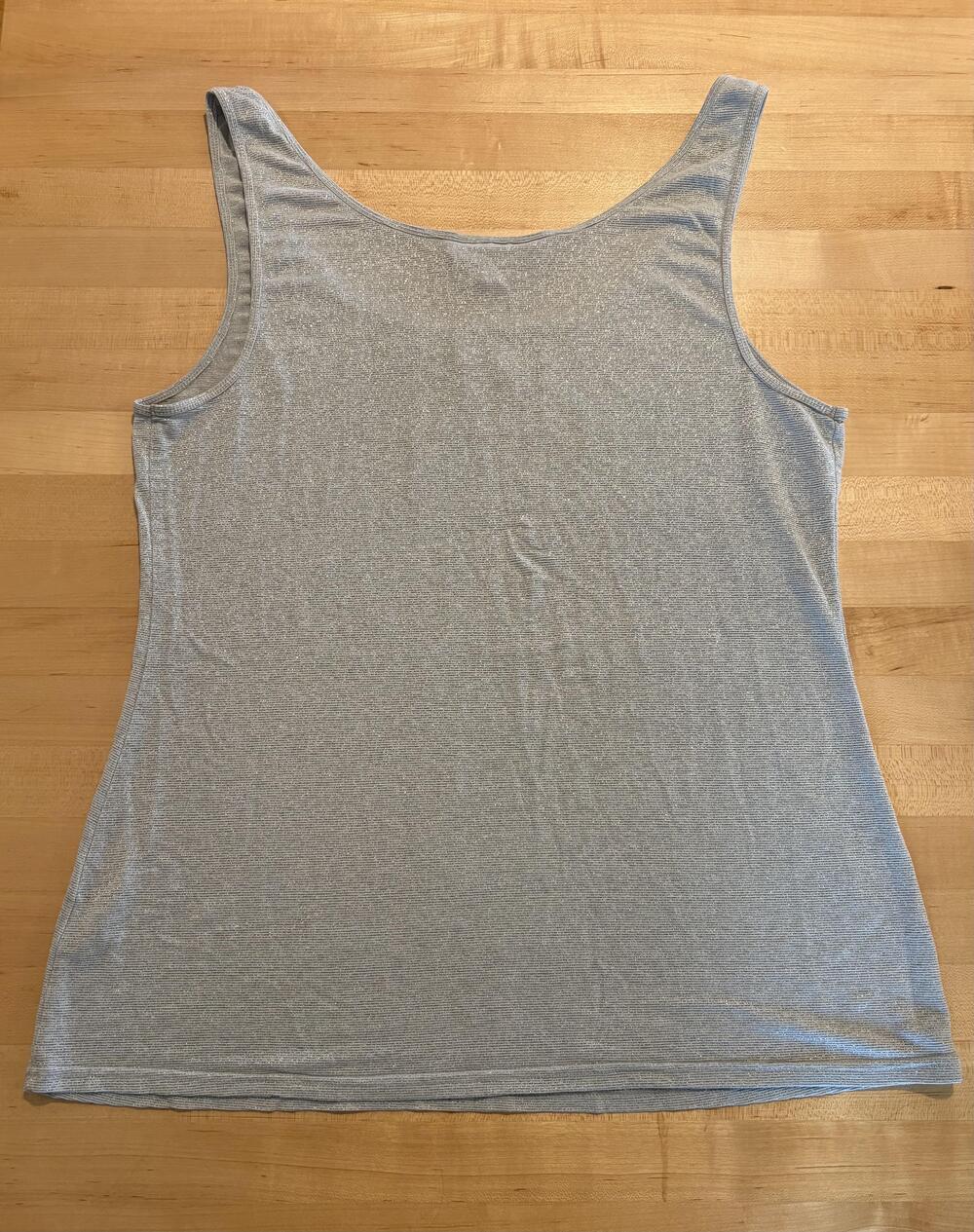 Jennifer Lopez Tank Top Womens XL Silver Scoop Neck Metallic Stretch - Picture 3 of 8